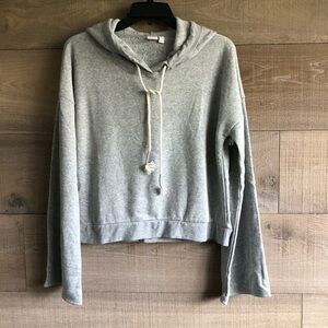 Make +model sweatshirt with hoodie